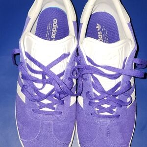 Adidas Purple Suede Gazelle sneakers with an OrthoLite® Sockliner